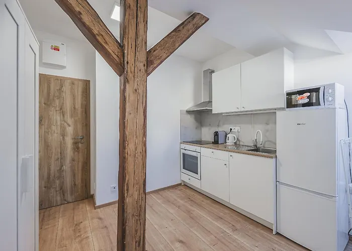 Appartement Flat Near Castle Stylish & Prime Location 7