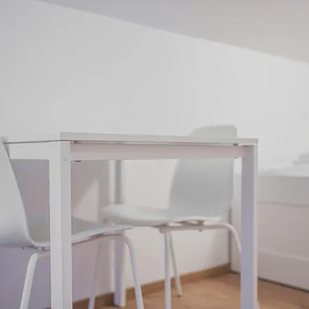 Flat Near Castle Stylish & Prime Location 7 Praga