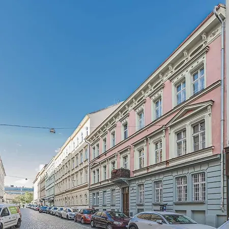 Flat Near Castle Stylish & Prime Location 7 Apartman Prága