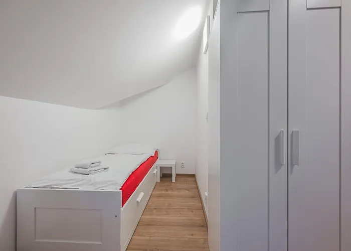Flat Near Castle Stylish & Prime Location 7 Prag